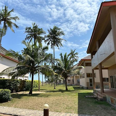 Elmina Bay Resort Exterior photo