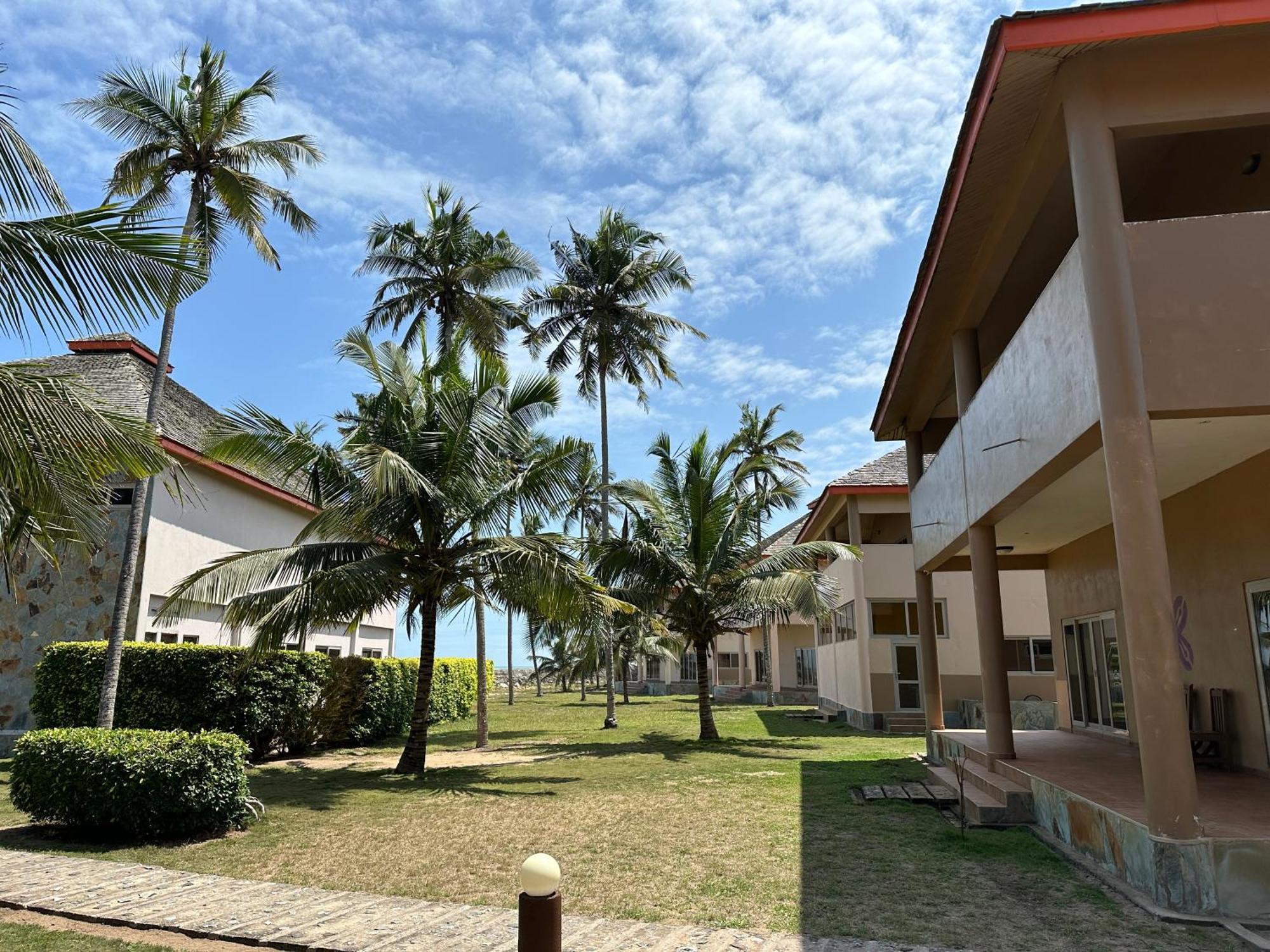 Elmina Bay Resort Exterior photo