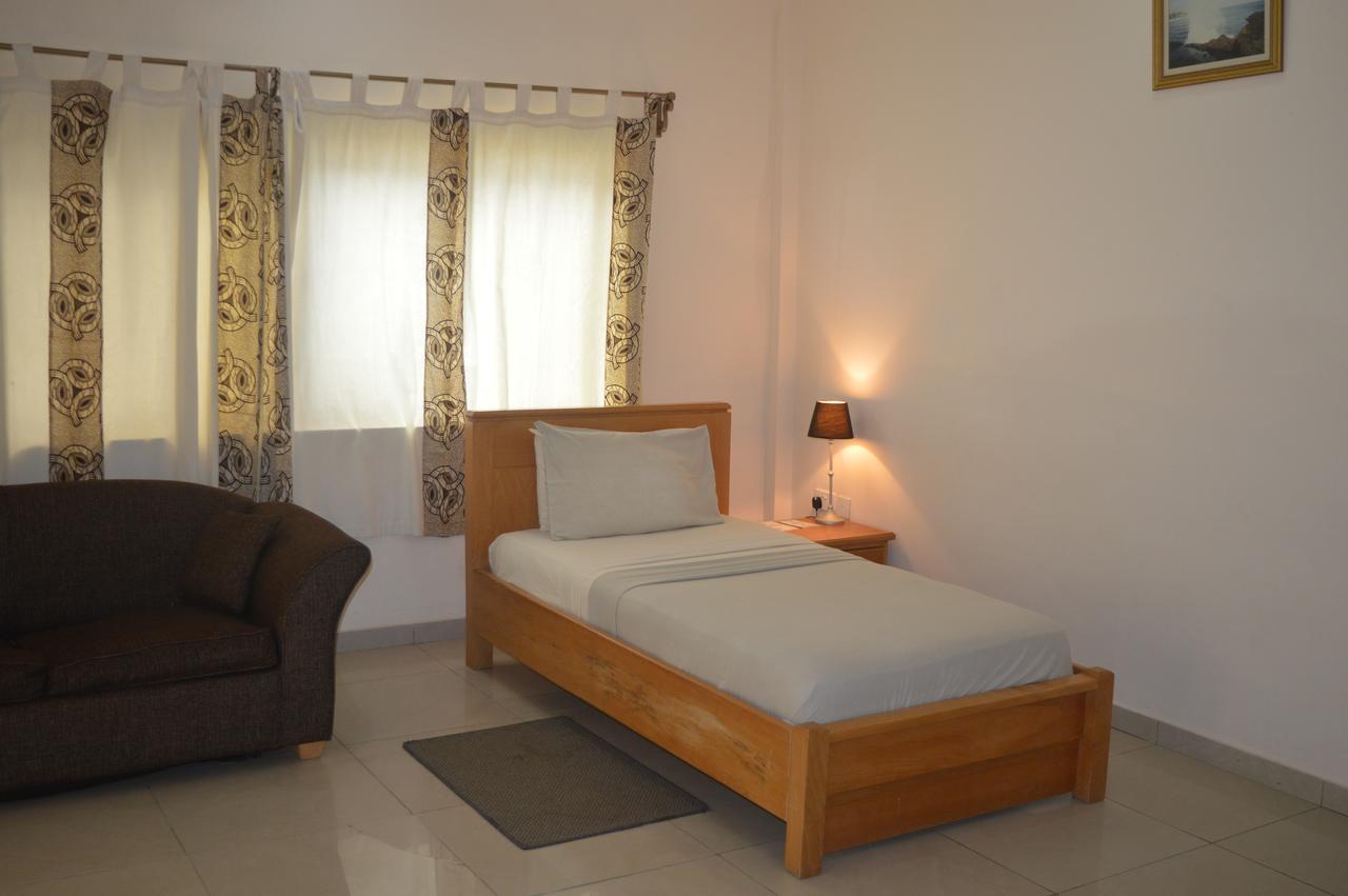 Elmina Bay Resort Exterior photo