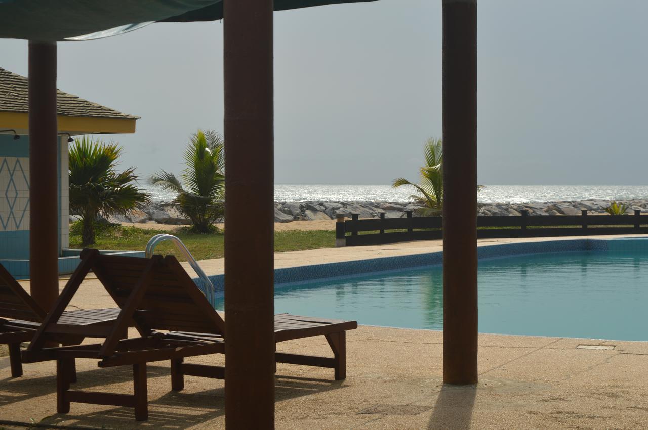 Elmina Bay Resort Exterior photo